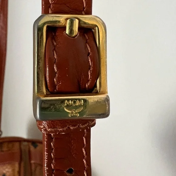 MCM vintage Cognac Monogram Cylinder Bag - Picture 3 of 14